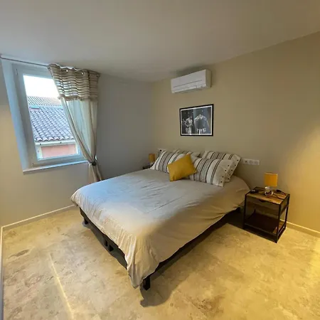 « l'observatoire » 6 Personnes Apartment *