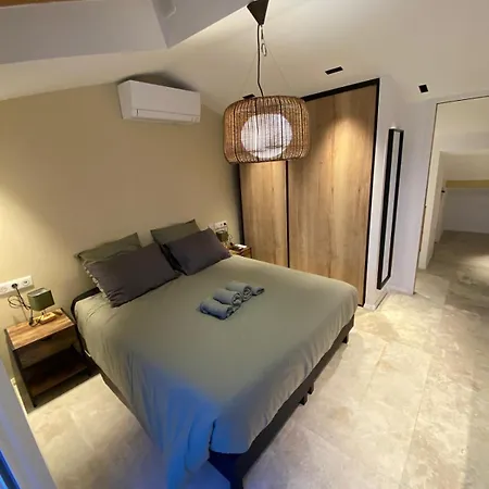 « l'observatoire » 6 Personnes Apartment Bandol